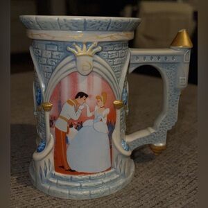 ✨Disney Cinderella Castle Mug✨